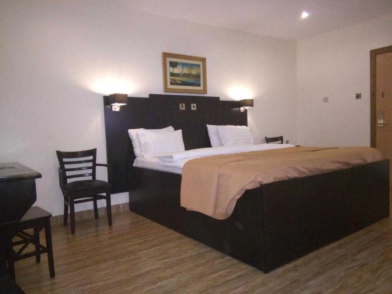 Eden Crest Hotel & Resort Enugu Extérieur photo