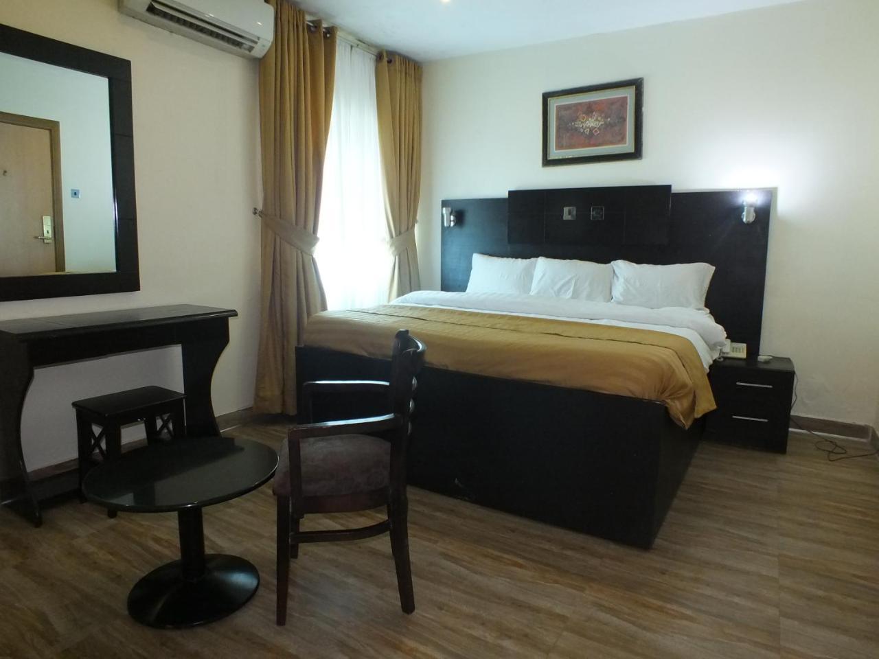 Eden Crest Hotel & Resort Enugu Extérieur photo
