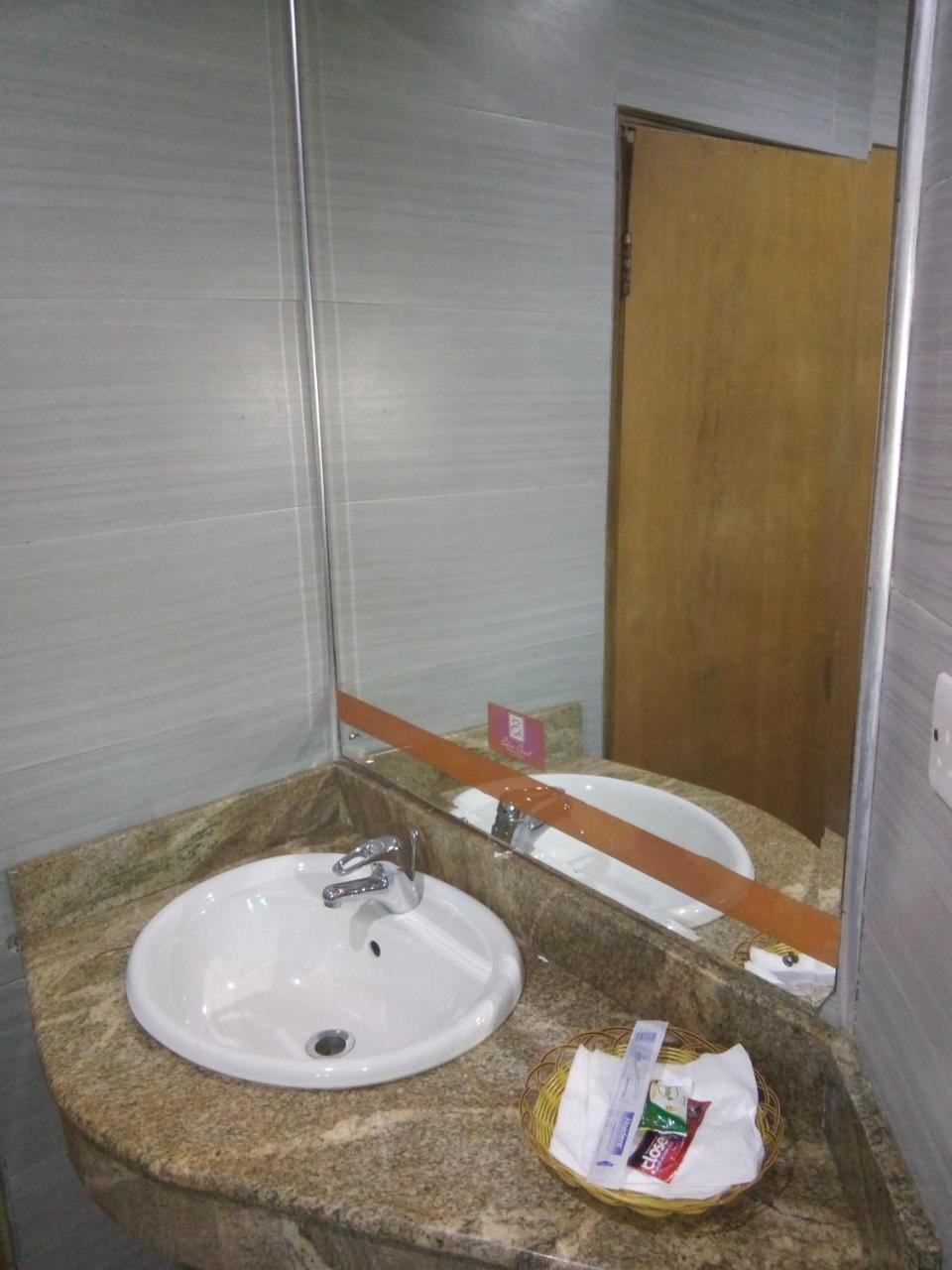 Eden Crest Hotel & Resort Enugu Extérieur photo